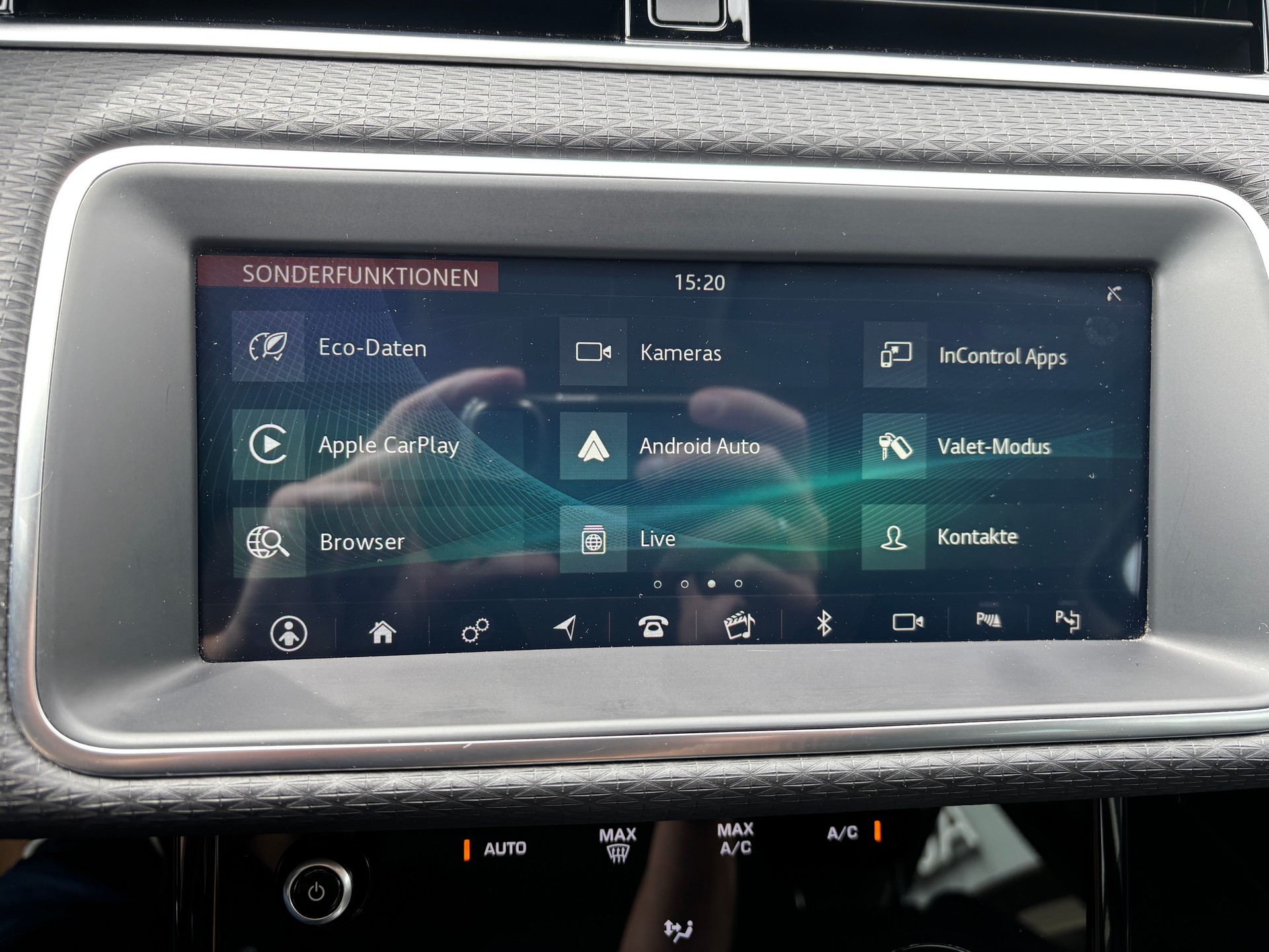 LAND ROVER Evoque D 150 S - 16