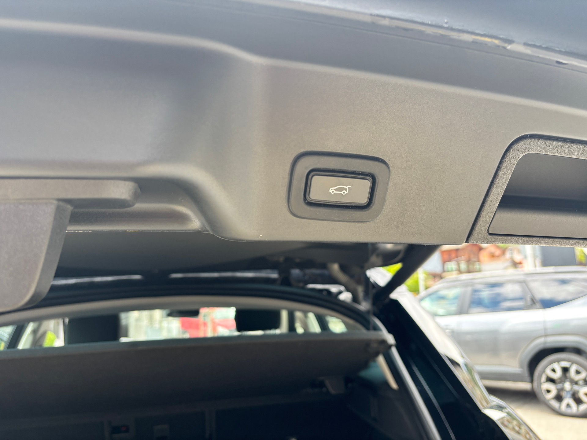 LAND ROVER Evoque D 150 S - 15