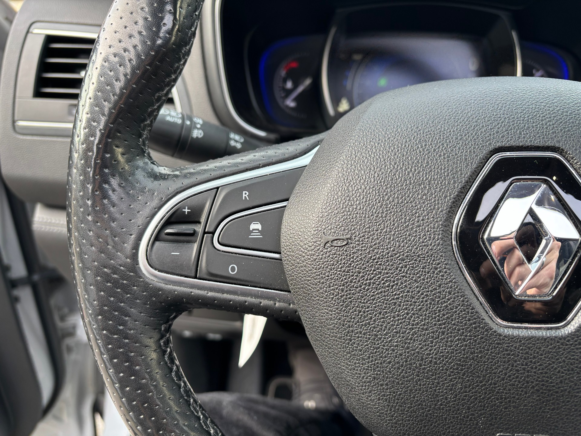 RENAULT Koleos 2.0 dCi Initiale 4WD - 9