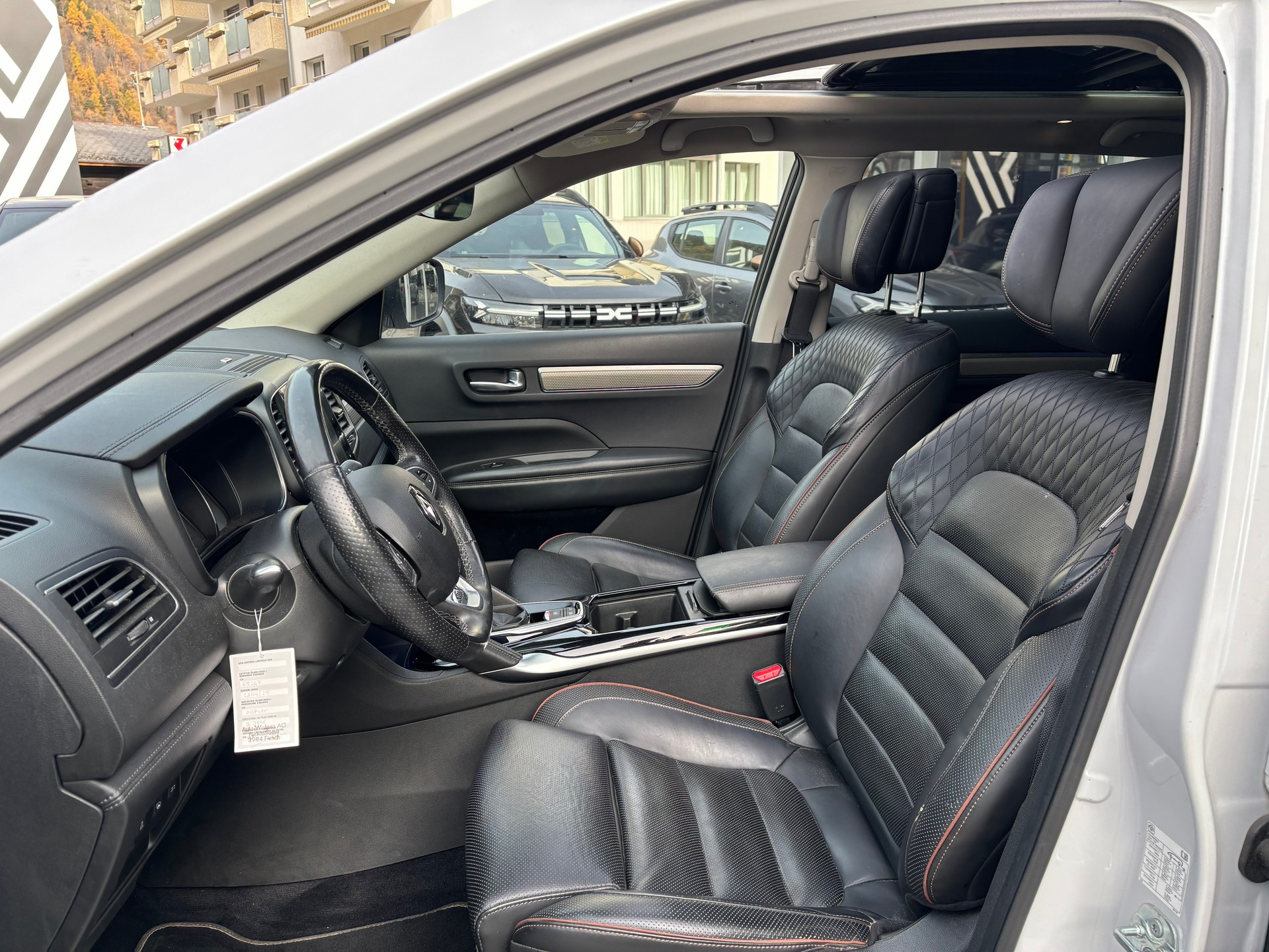 RENAULT Koleos 2.0 dCi Initiale 4WD - 6