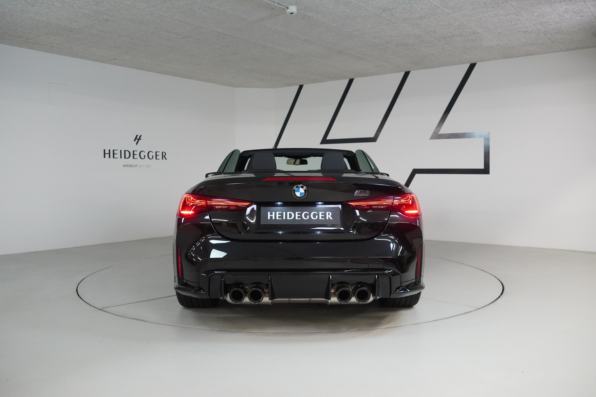 BMW M4 Cabrio Competition M xDrive - 14