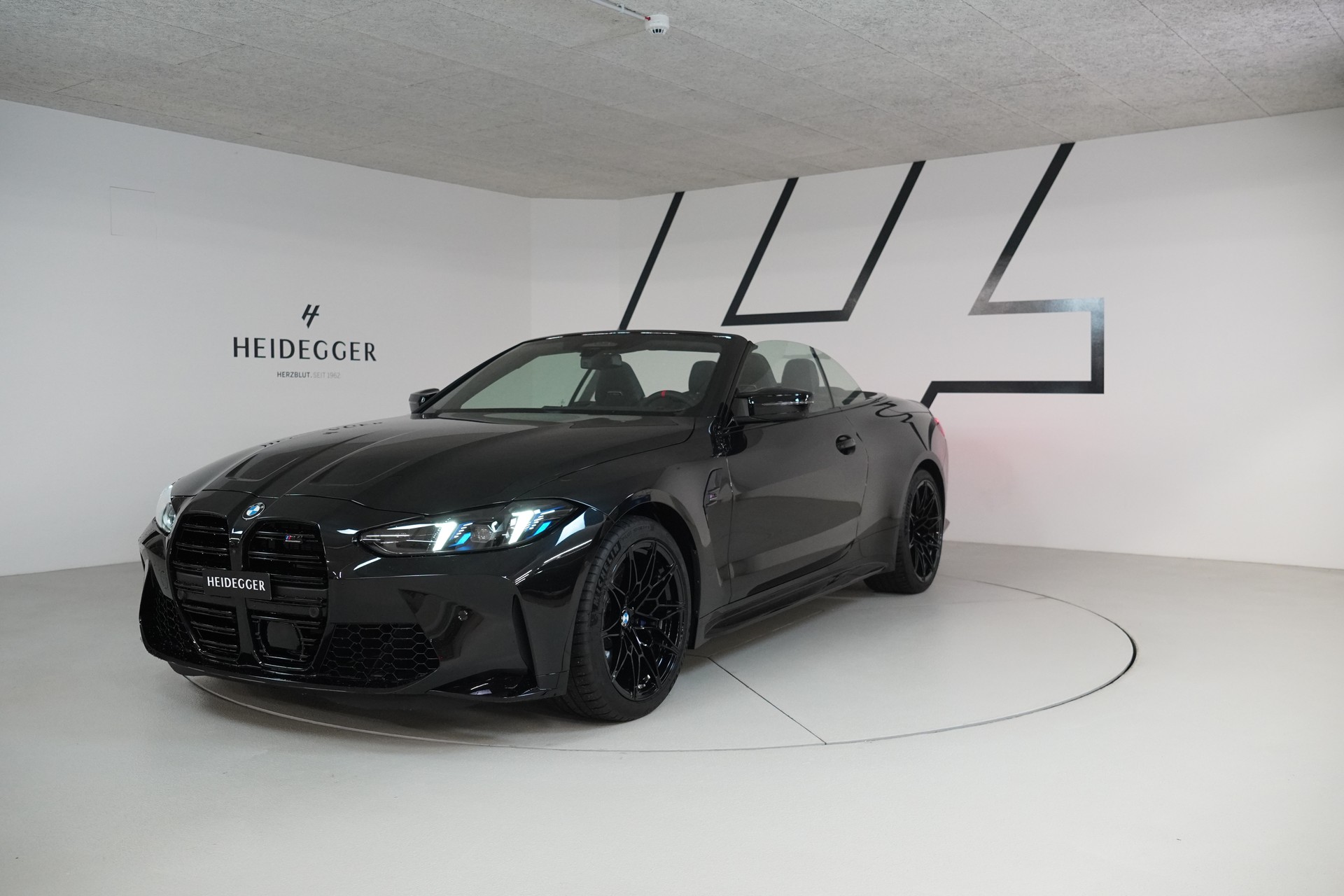 BMW M4 Cabrio Competition M xDrive - 11