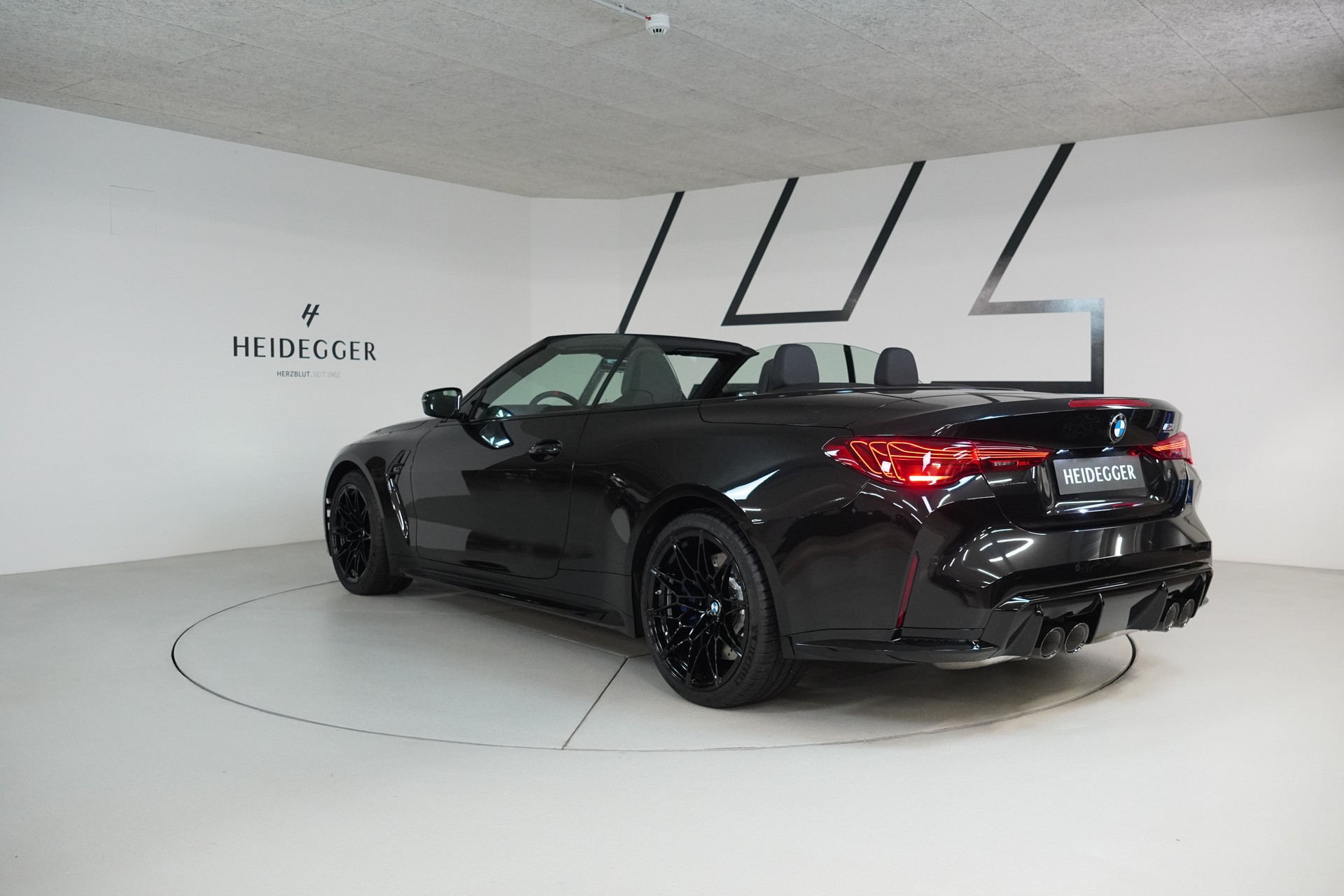 BMW M4 Cabrio Competition M xDrive - 13