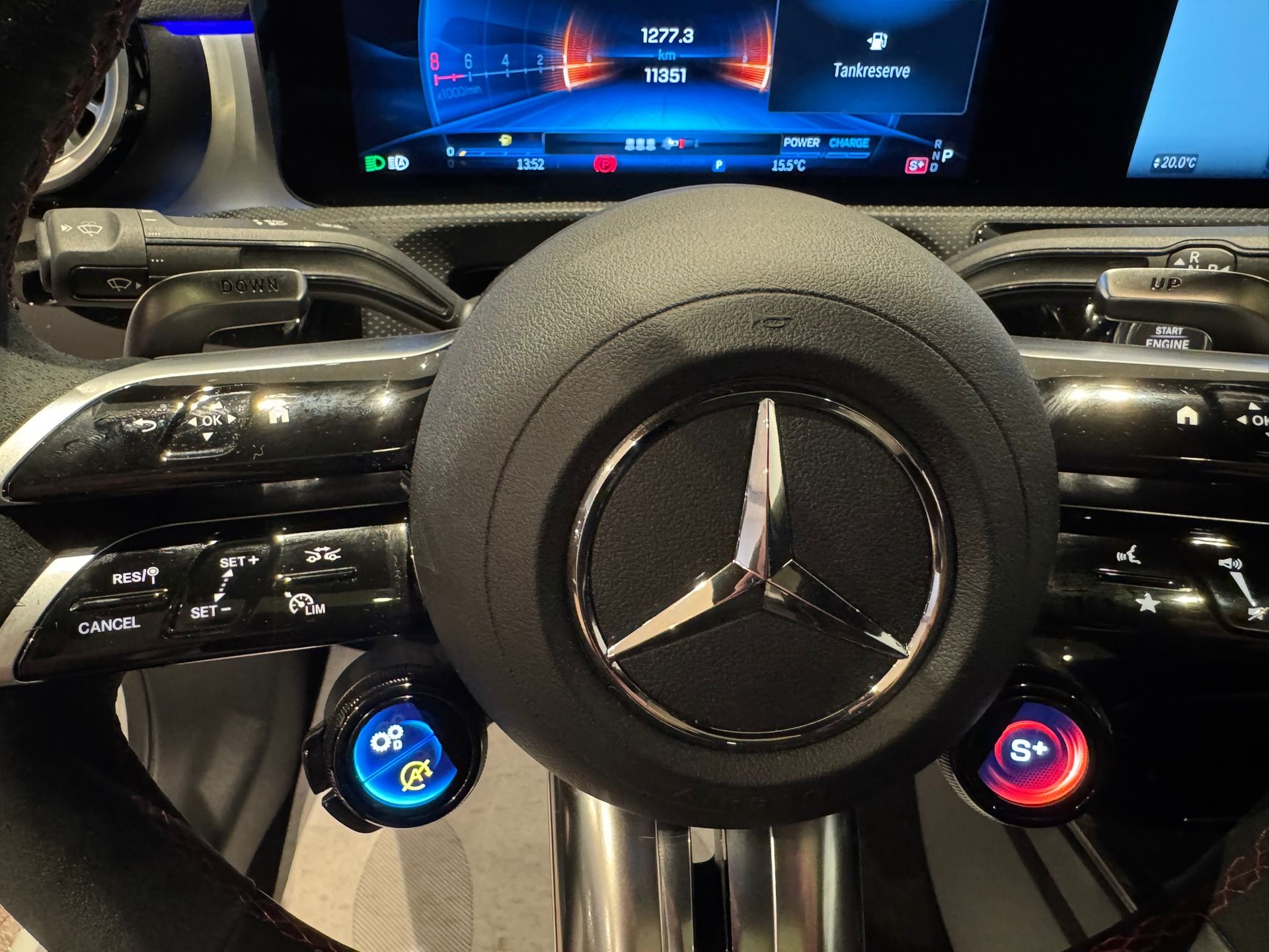 MERCEDES-BENZ CLA 35 AMG 4matic - 25