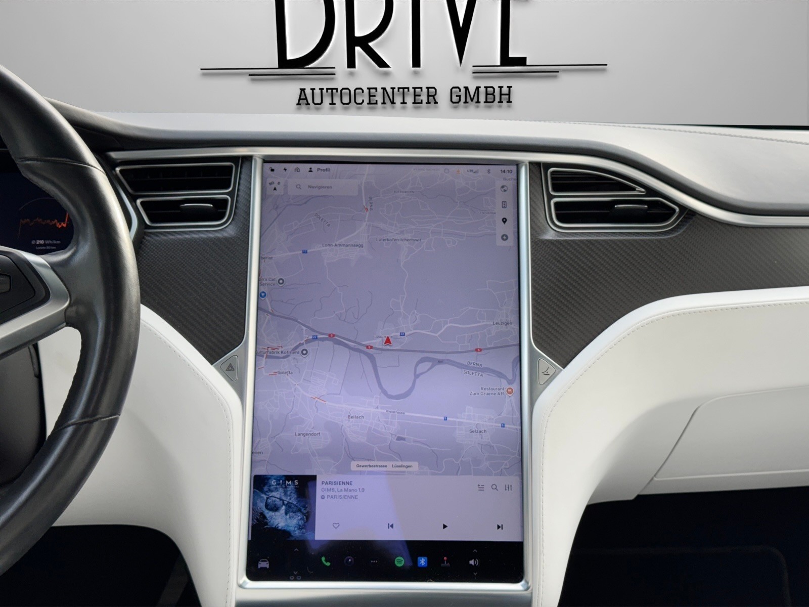 TESLA Model X 100 D - 13