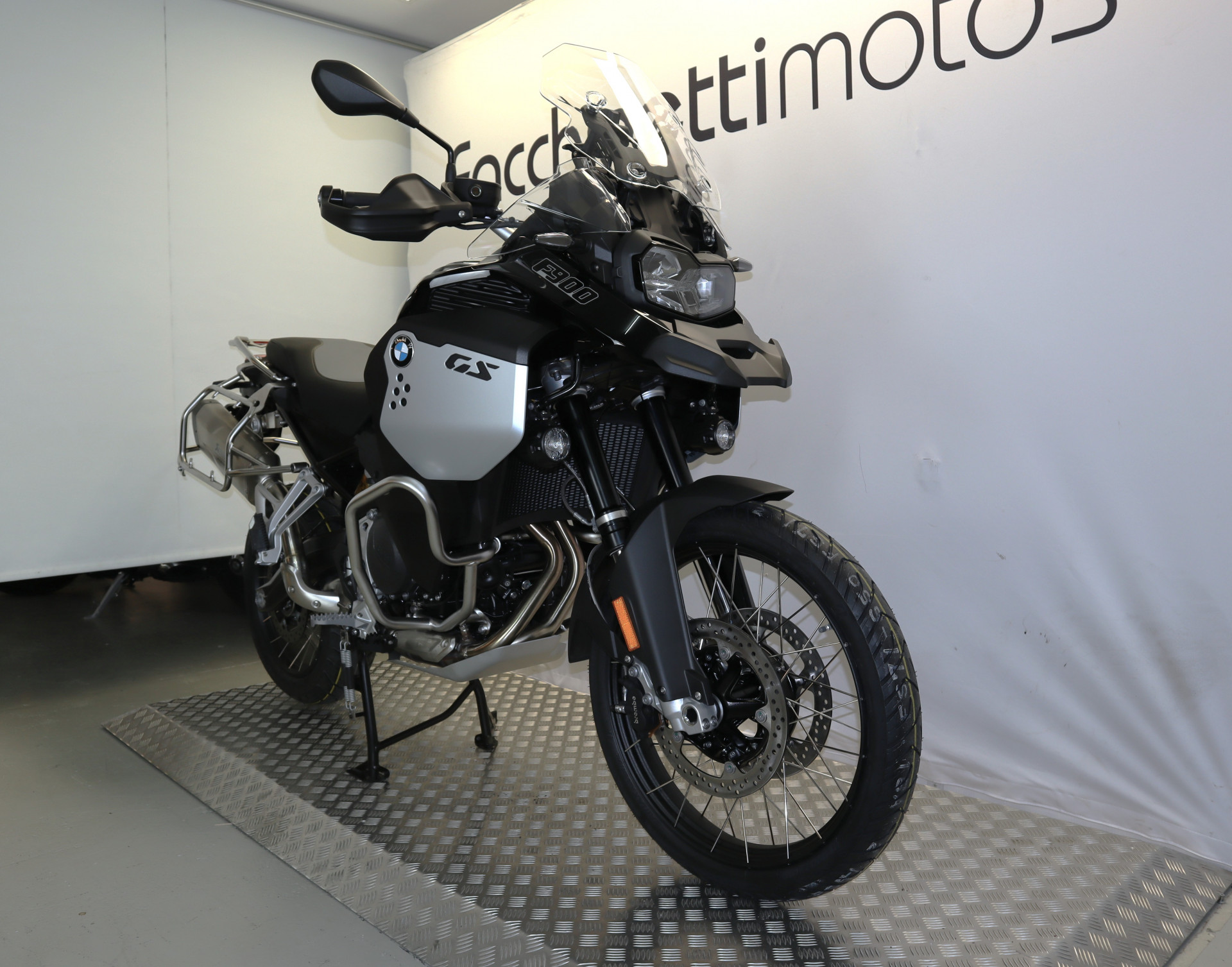 BMW F 900 GS Adventure - 3