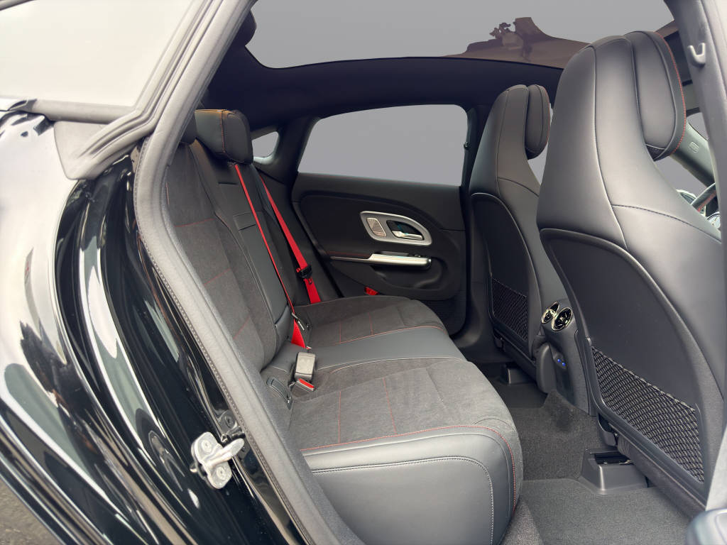 MERCEDES-BENZ CLA 220 AMG Line 4matic - 14