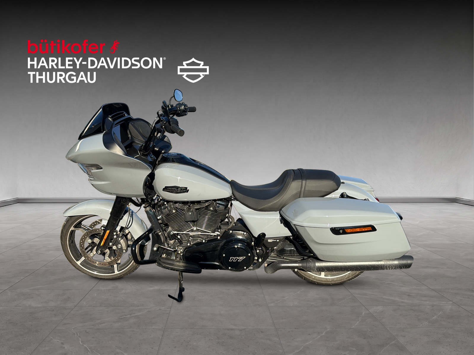HARLEY-DAVIDSON FLTRX Road Glide Black Finish 117 - 8