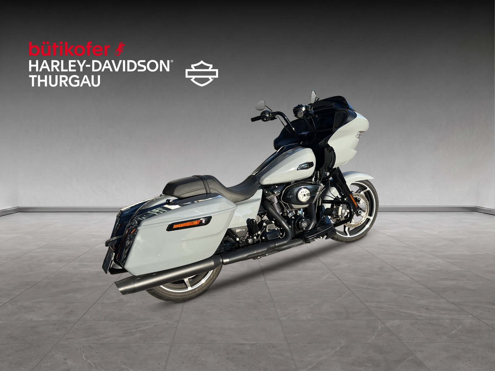 HARLEY-DAVIDSON FLTRX Road Glide Black Finish 117 - 3