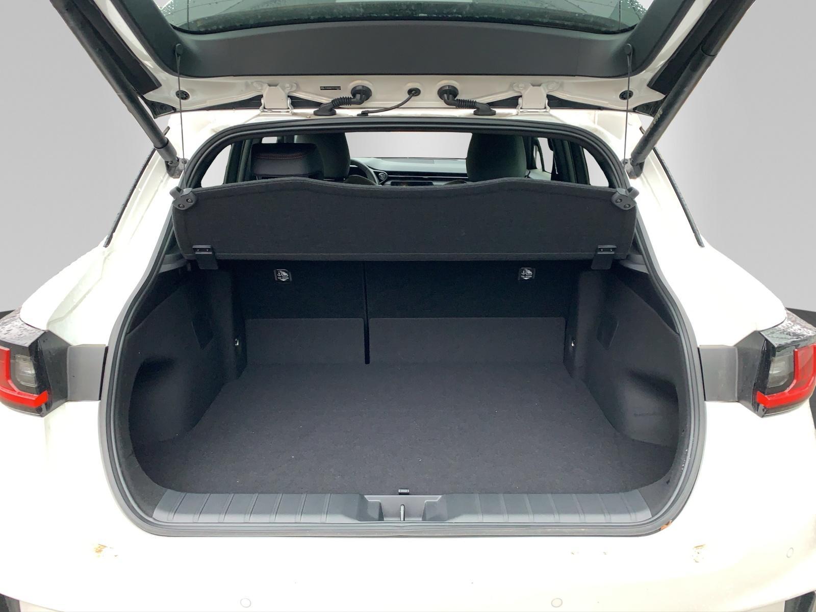 LEXUS LBX 1.5 Hybrid Elegant AWD - 13