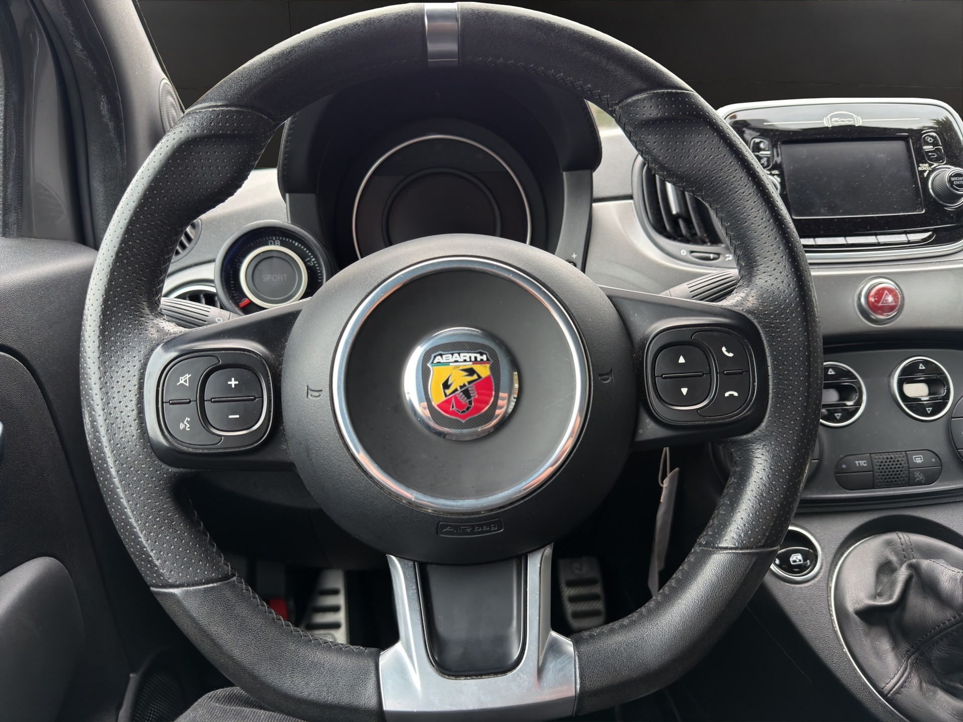 FIAT 595C 1.4 16V Turbo Abarth Turismo - 11