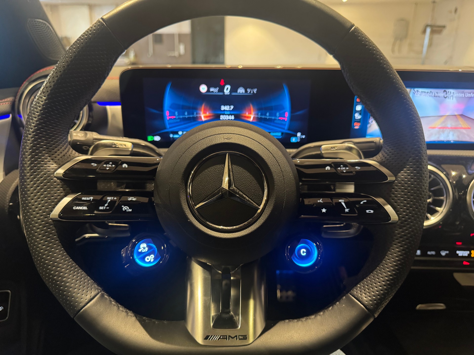 MERCEDES-BENZ CLA 35 AMG 4matic - 16