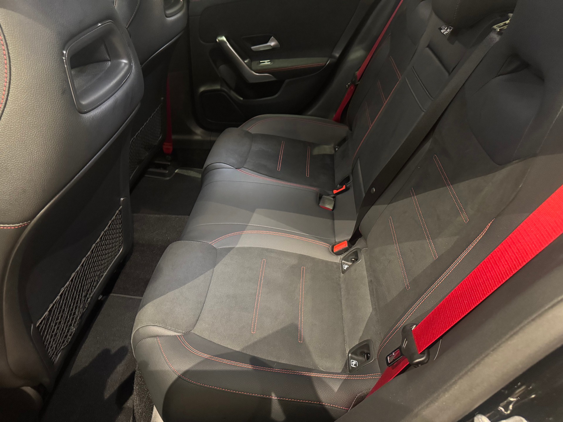 MERCEDES-BENZ CLA 35 AMG 4matic - 10