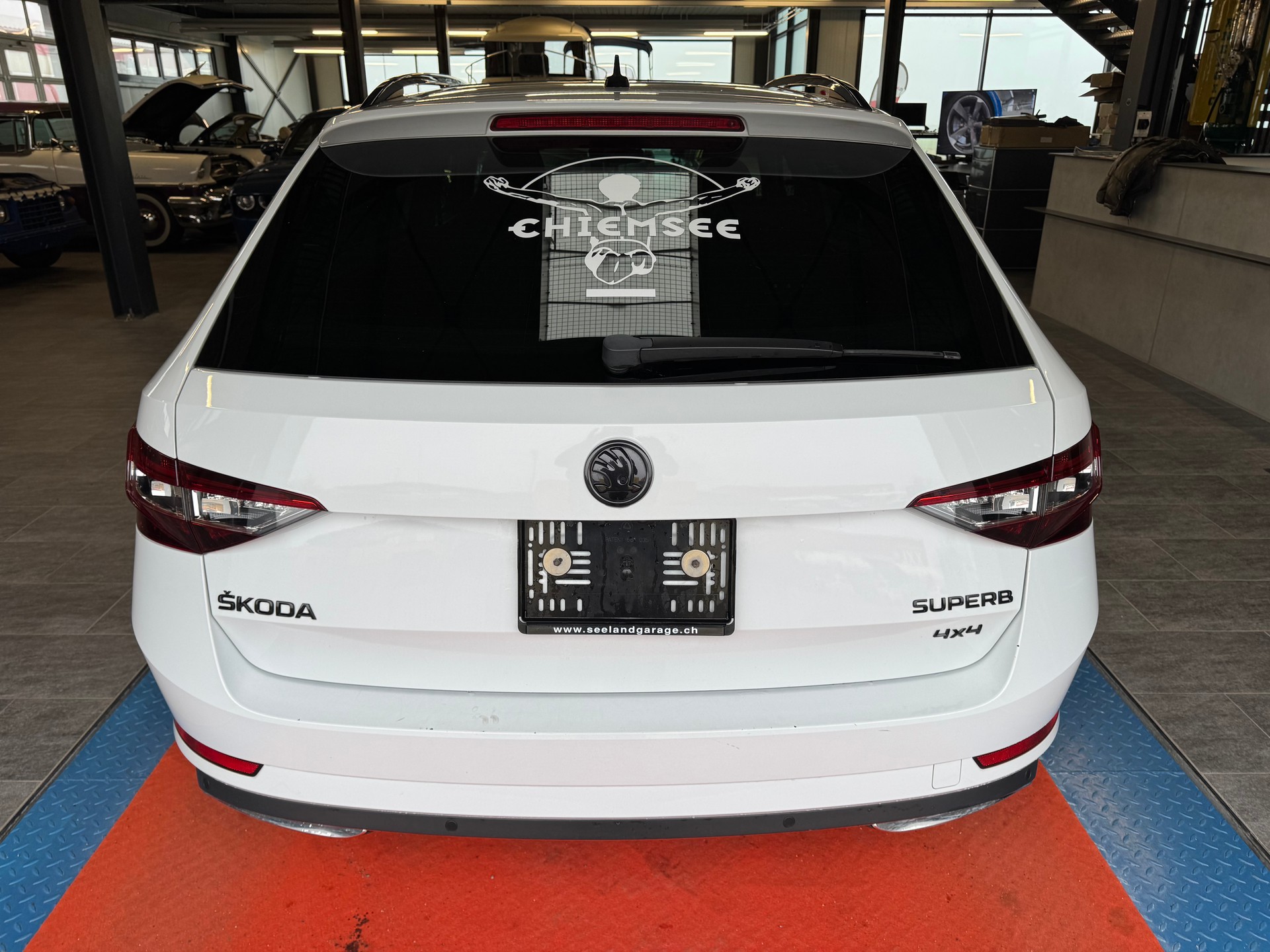 SKODA Superb Combi 2.0 TDi SportLine+ 4x4 DSG - 5