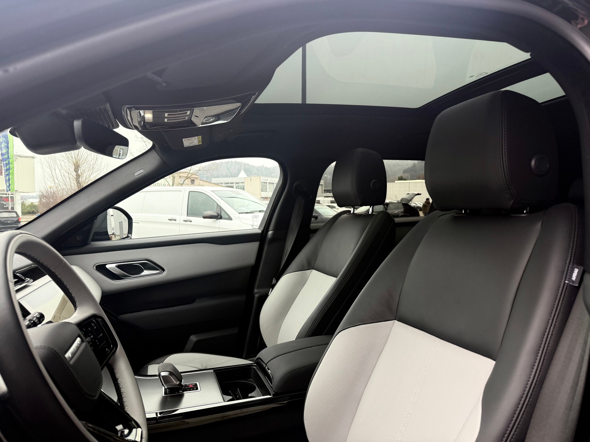 LAND ROVER Range Rover Velar P 250 Dynamic SE Automatic - 3