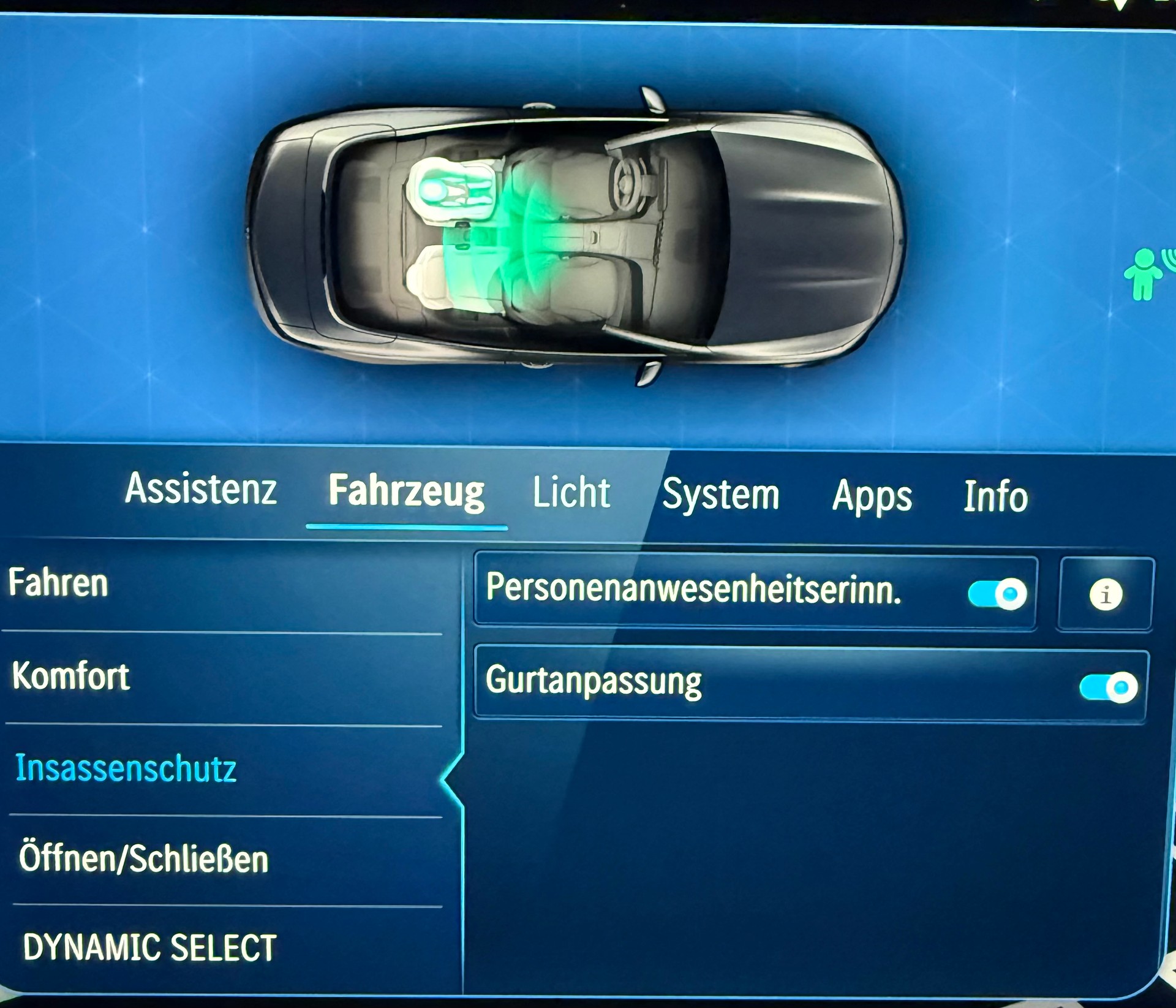 MERCEDES-BENZ CLE 200 AMG Line Cabrio 4M 9G-Tronic - 16