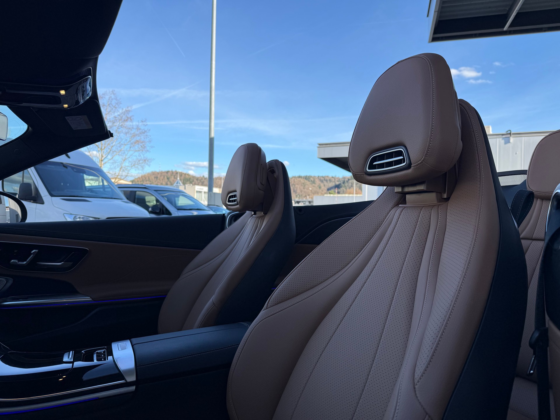 MERCEDES-BENZ CLE 200 AMG Line Cabrio 4M 9G-Tronic - 6