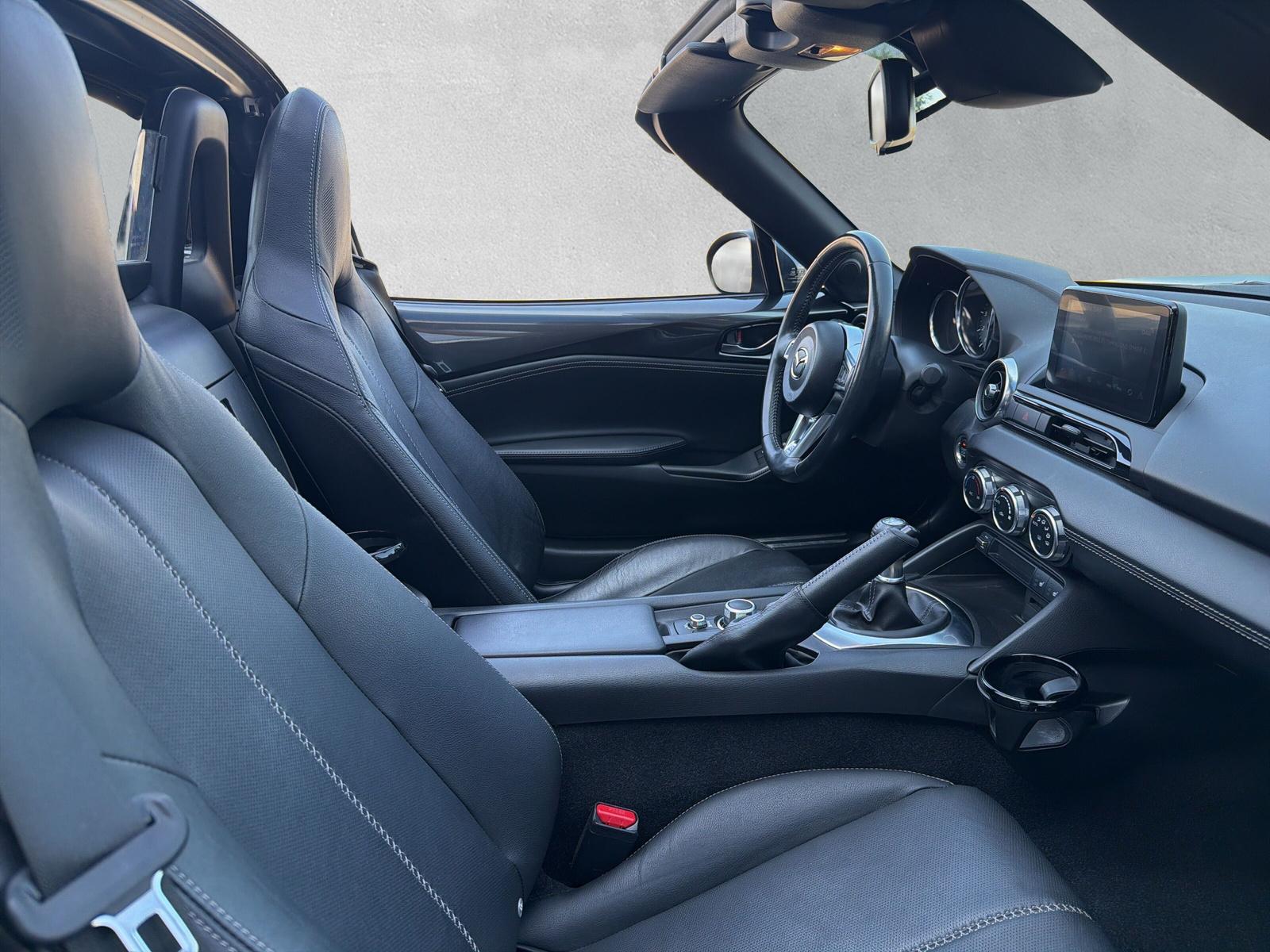 MAZDA MX-5 RF 2.0 Revolution (CH) - 13