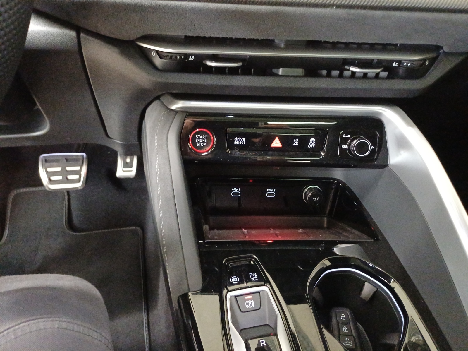 AUDI SQ5 TFSI quattro S-tronic - 11