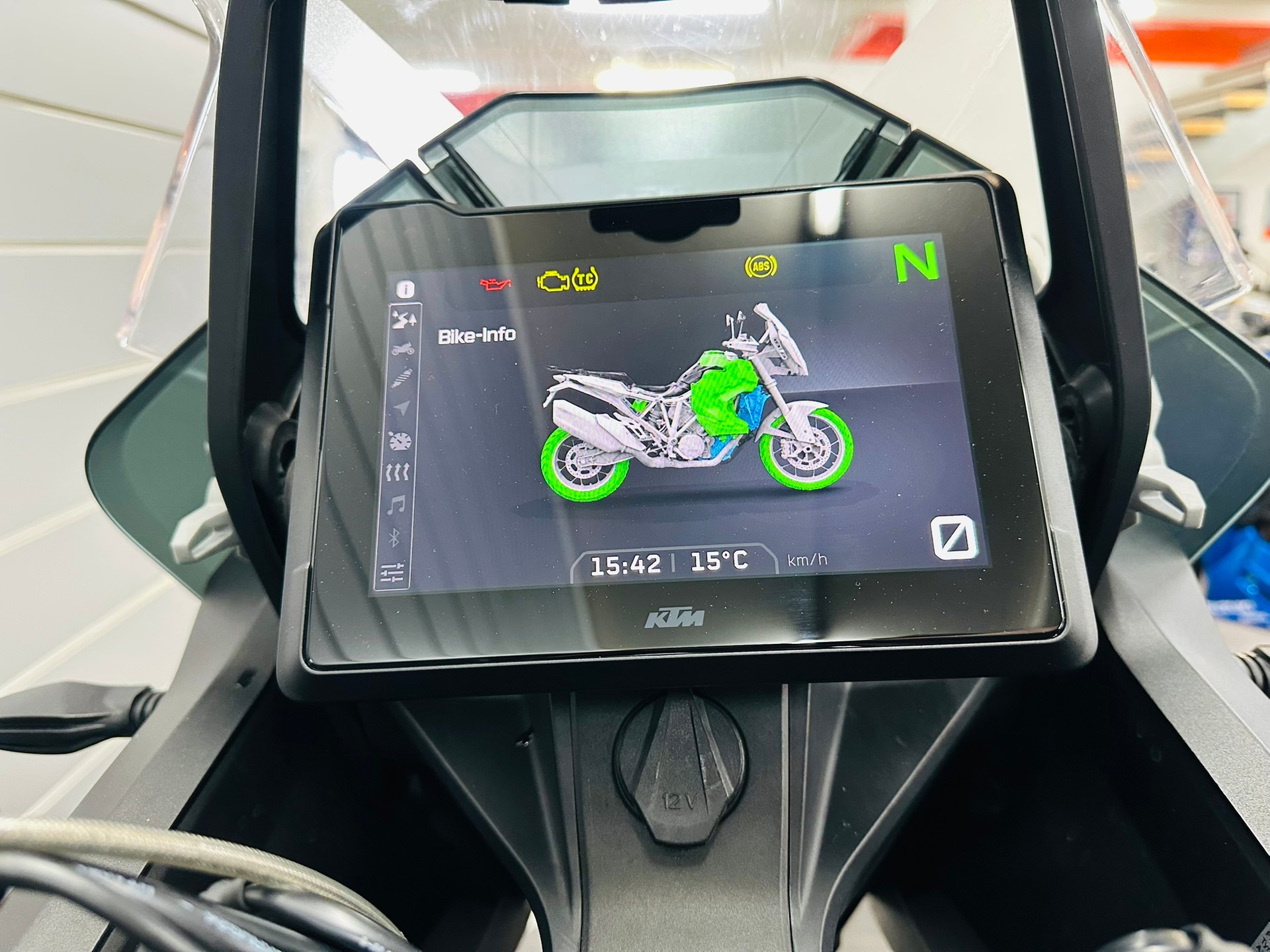 KTM 1290 Super Adventure S - 10