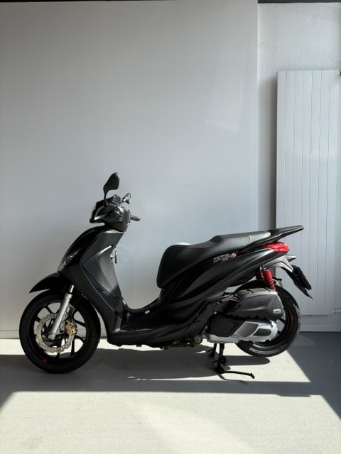 PIAGGIO Medley 125 Sport - 6