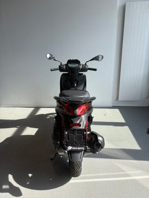 PIAGGIO Medley 125 Sport - 4