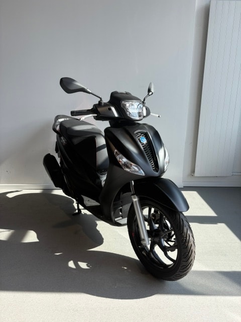 PIAGGIO Medley 125 Sport