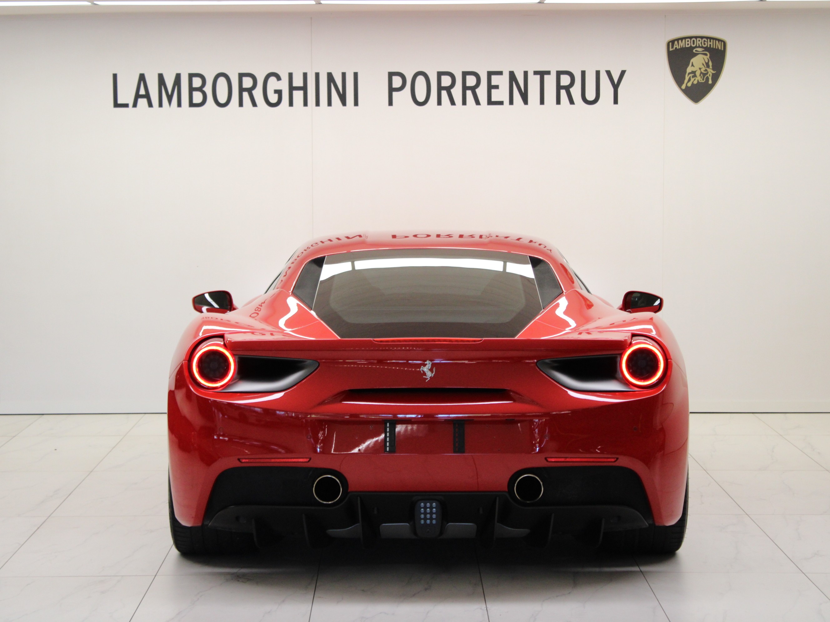488 GTB 3.9 V8 thumbnail n°3