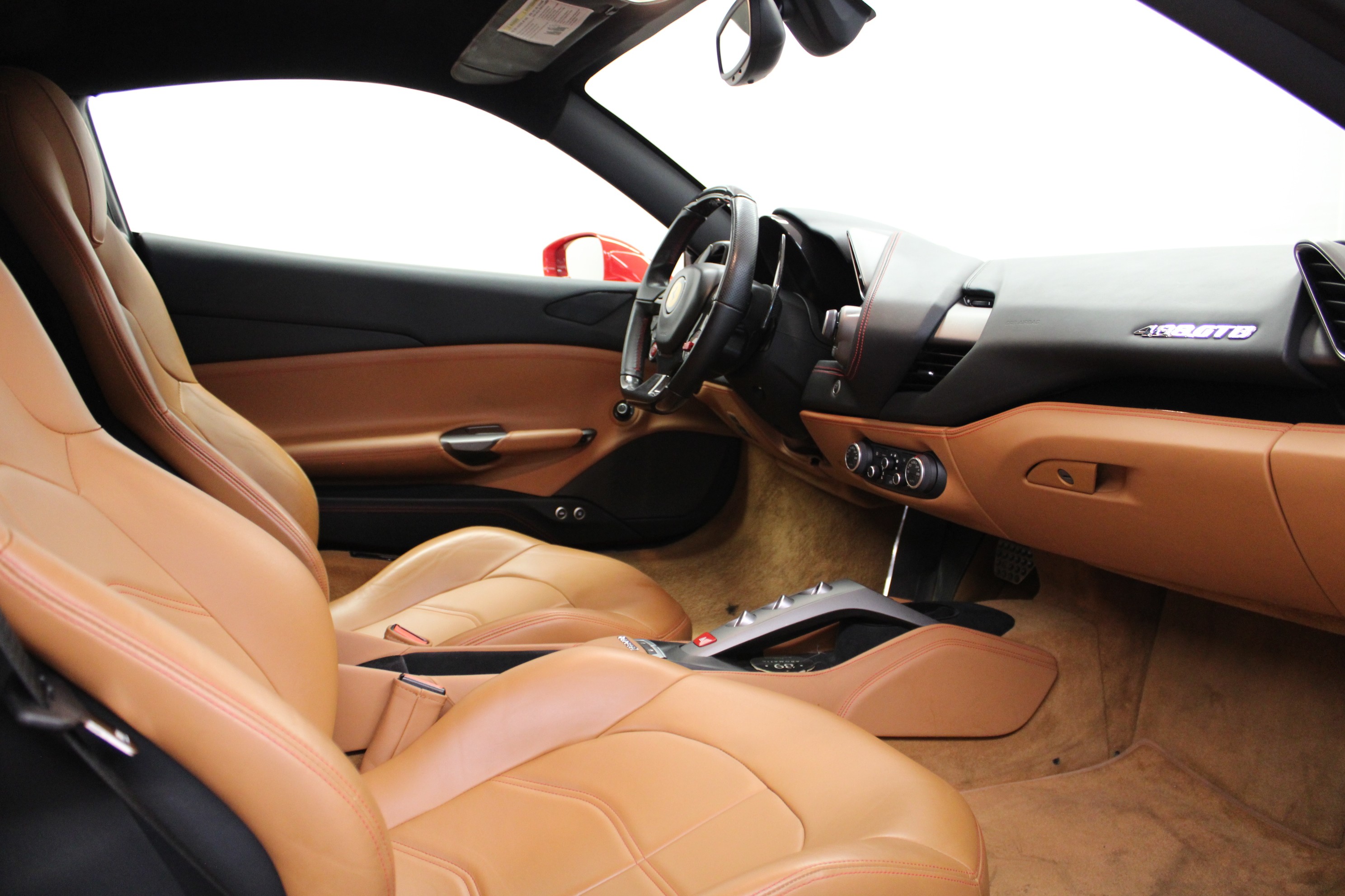 488 GTB 3.9 V8 thumbnail n°6