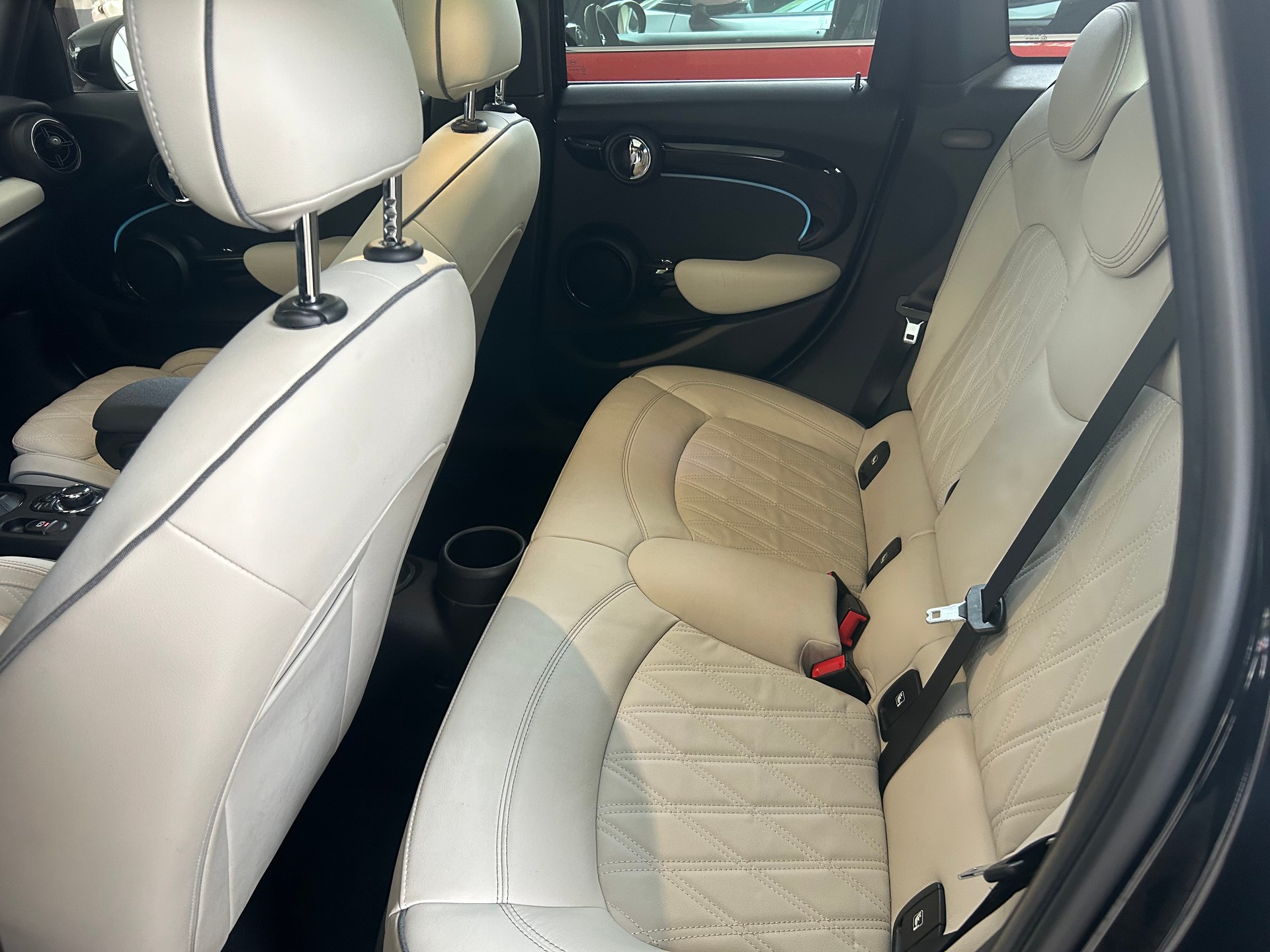 MINI Cooper Steptronic DKG - 11