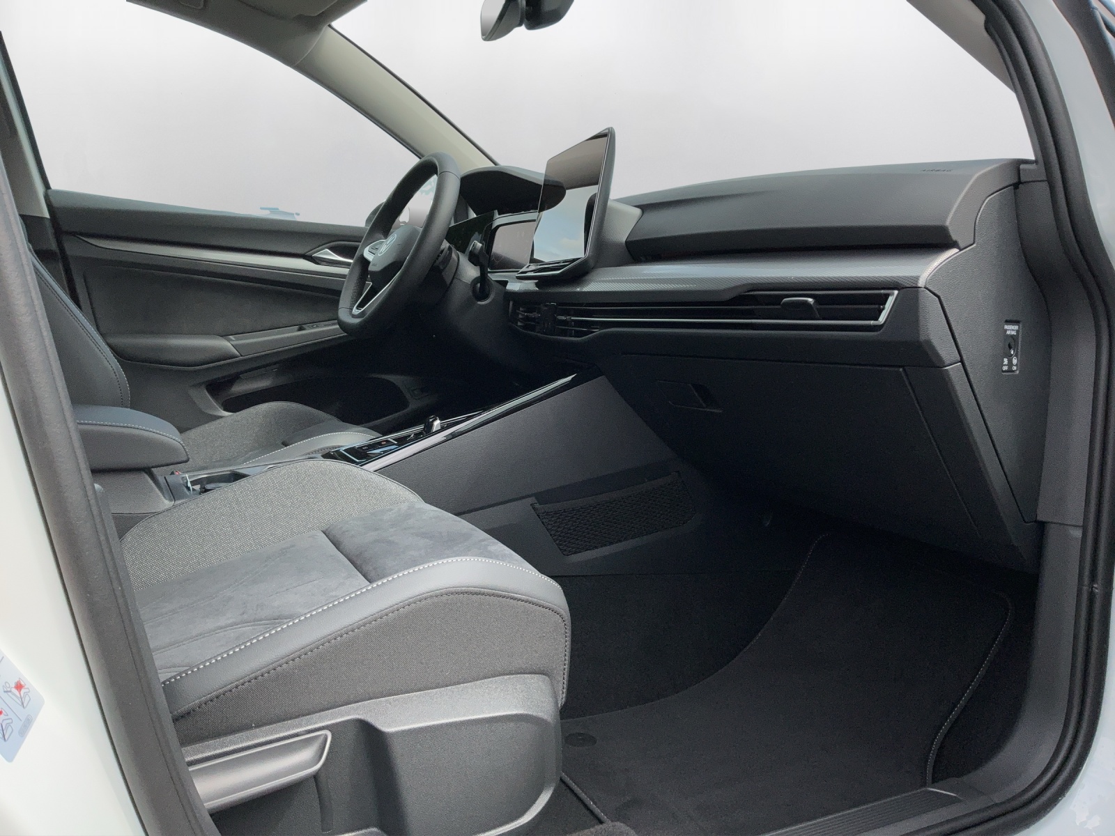 VW Golf Variant 2.0 TDI Style DSG - 14