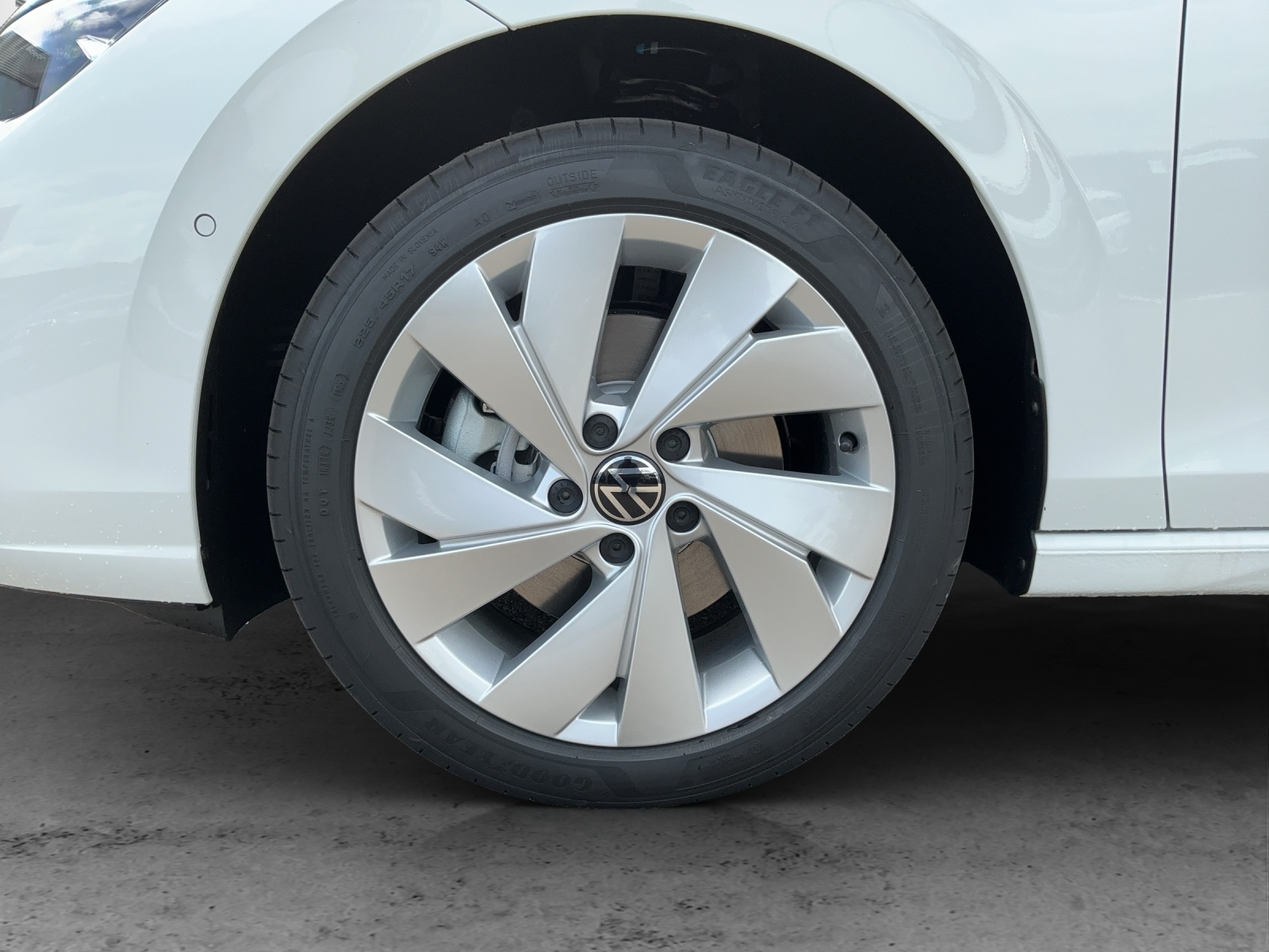 VW Golf Variant 2.0 TDI Style DSG - 13