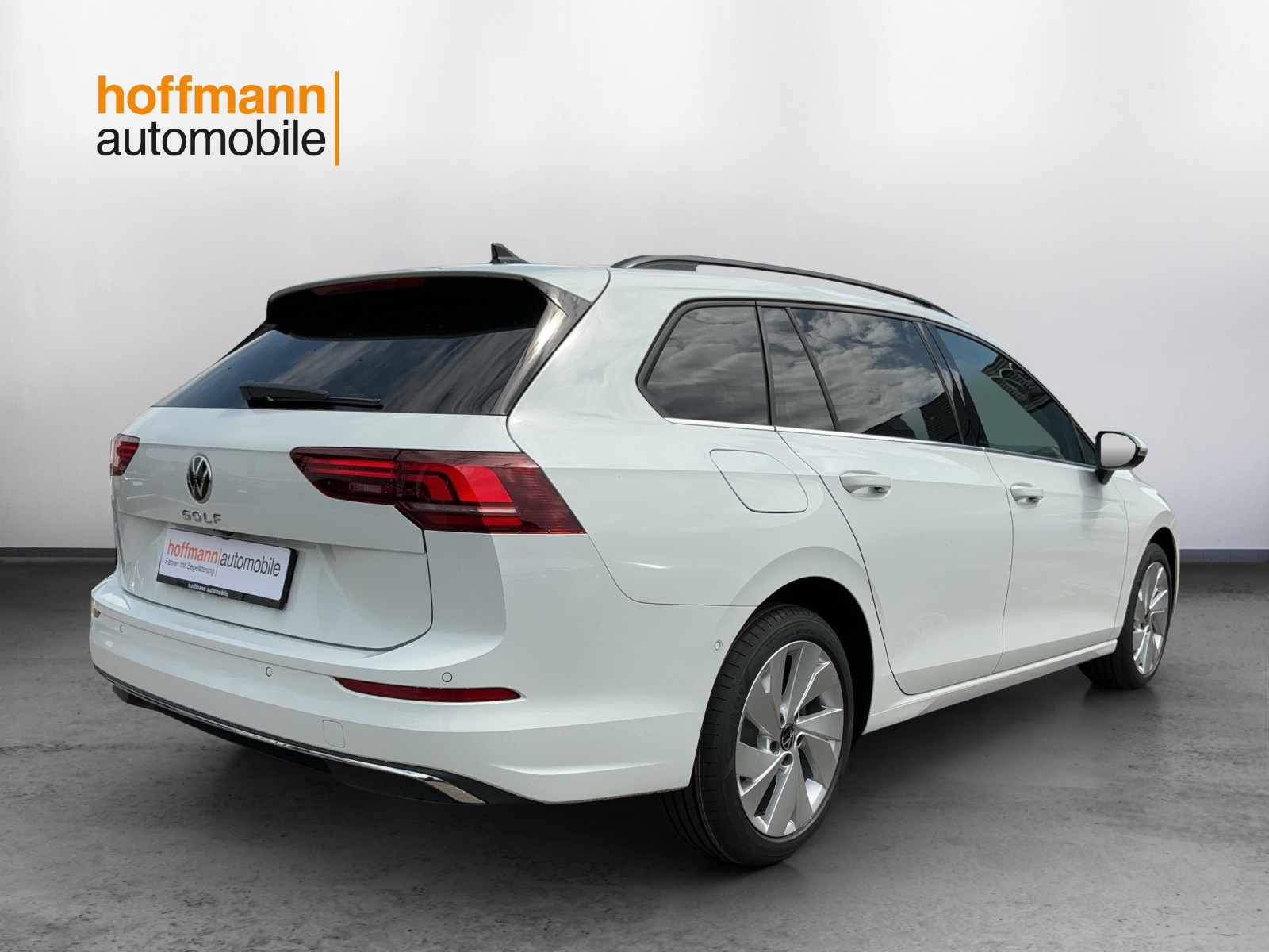 VW Golf Variant 2.0 TDI Style DSG - 4