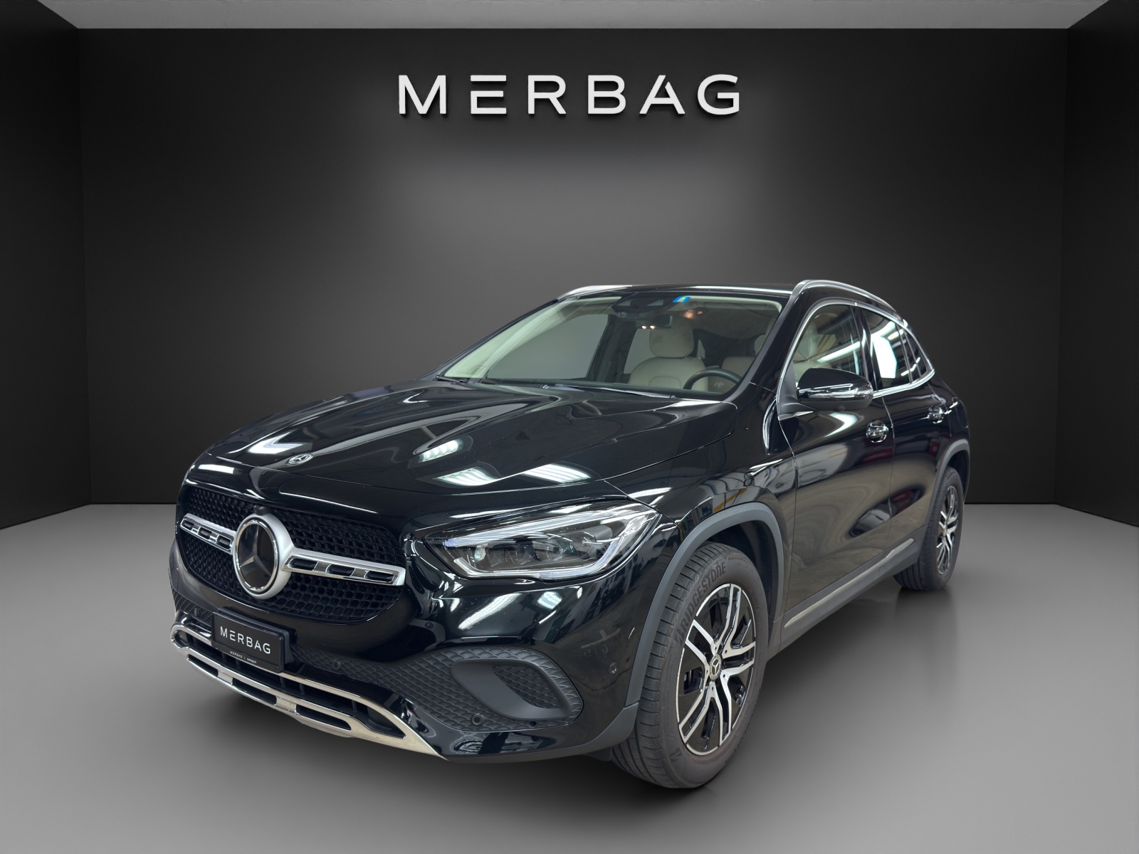 MERCEDES-BENZ GLA 250 Style 4Matic