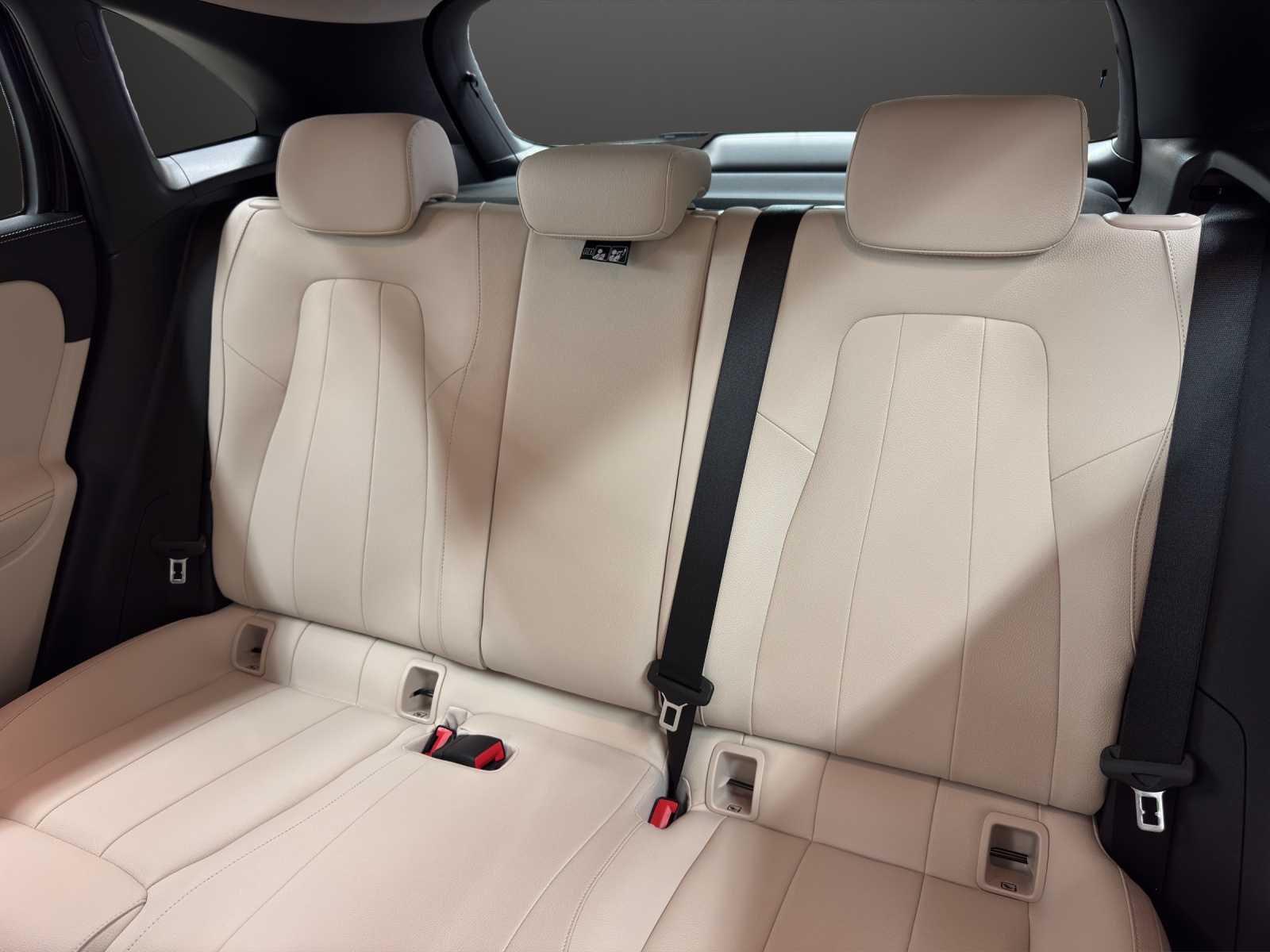 MERCEDES-BENZ GLA 250 Style 4Matic - 15