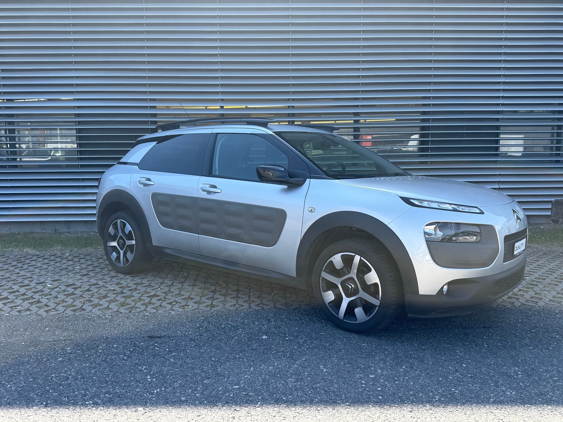 CITROEN C4 Cactus 1.6 BlueHDi Shine ETG6 - 12