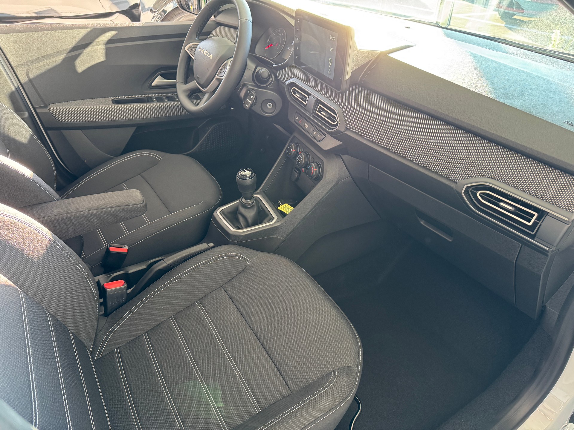 DACIA Sandero TCe 90 Expression - 8