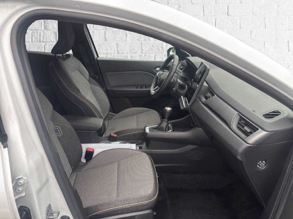 RENAULT Captur 1.3 TCe 140 techno - 13