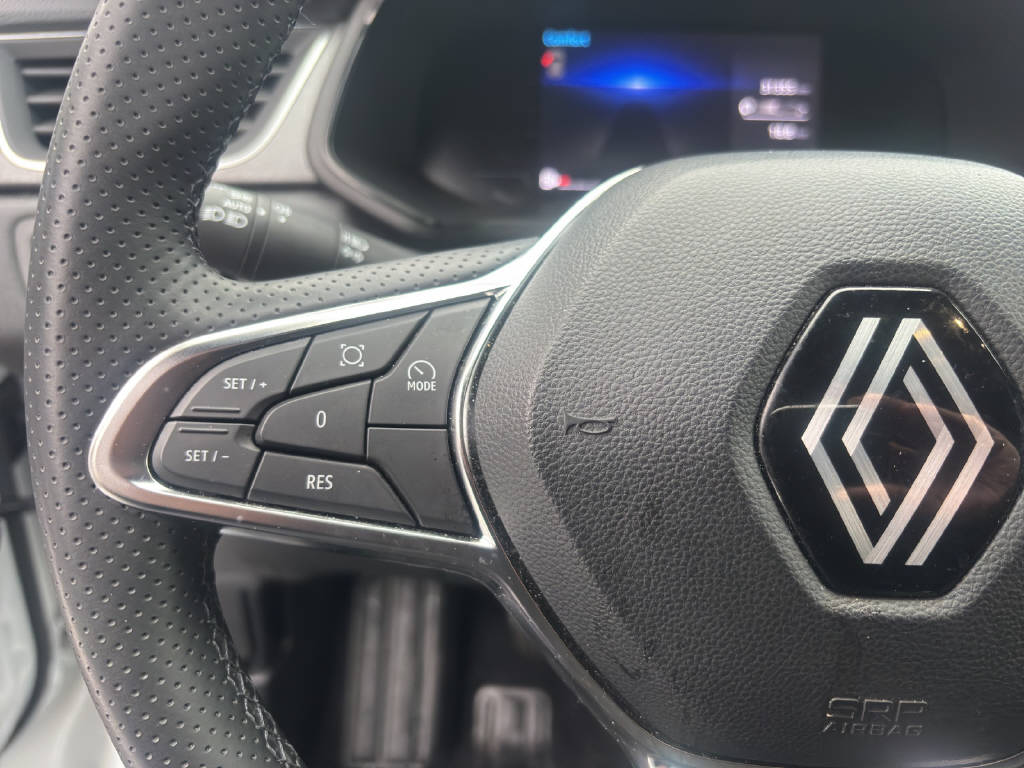 RENAULT Captur 1.3 TCe 140 techno - 10