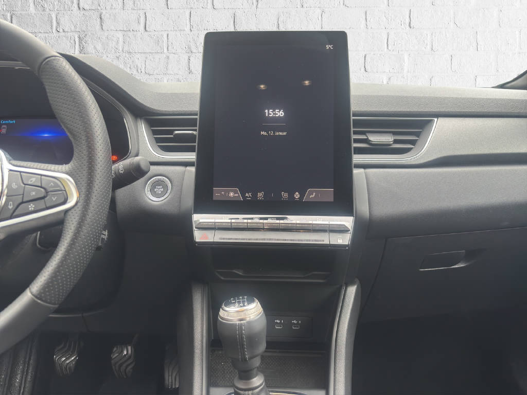 RENAULT Captur 1.3 TCe 140 techno - 11