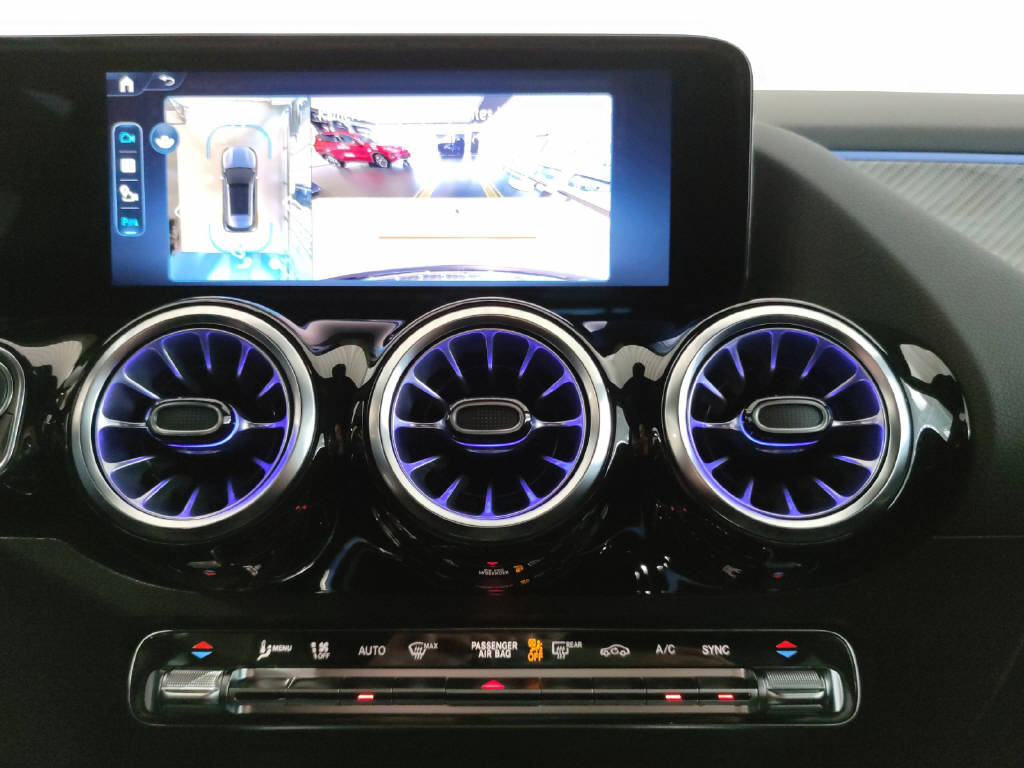 MERCEDES-BENZ GLA 250 AMG Line 4Matic Swiss Star - 6