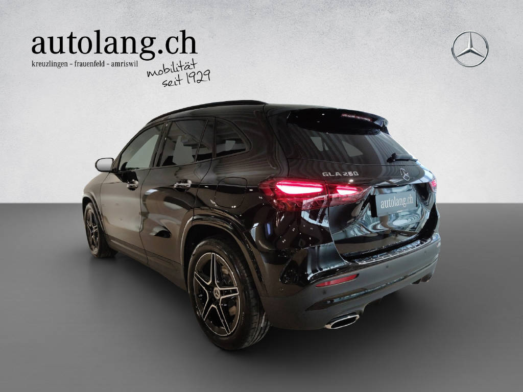 MERCEDES-BENZ GLA 250 AMG Line 4Matic Swiss Star - 3