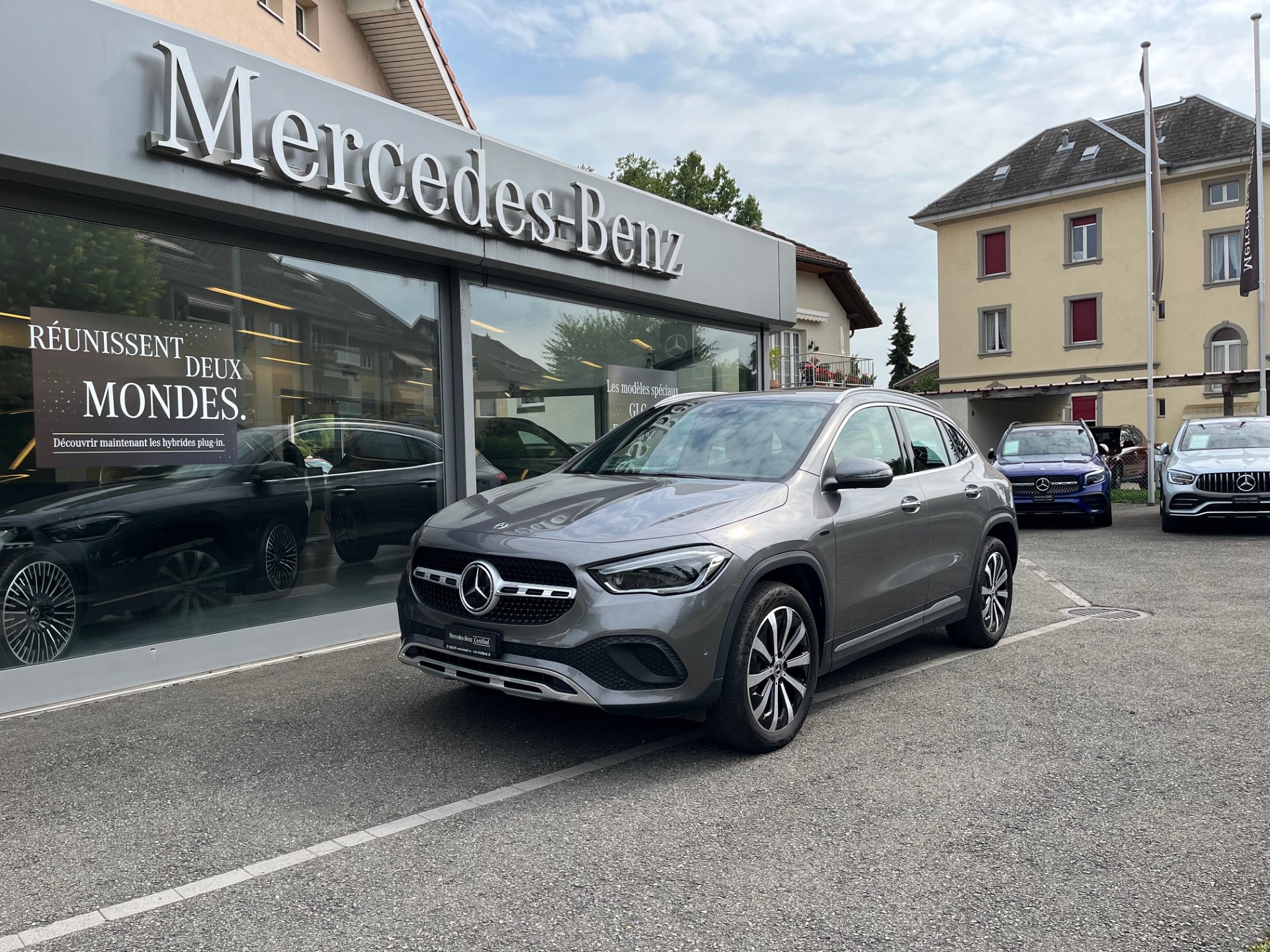 MERCEDES-BENZ GLA 250e Progressive 8G-DCT - 2