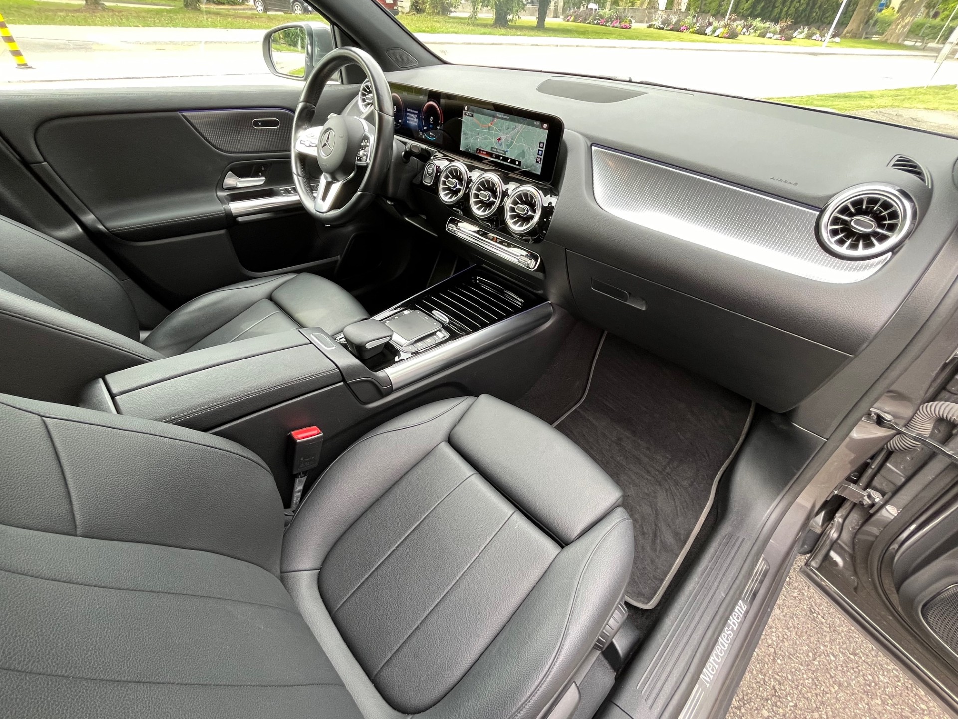 MERCEDES-BENZ GLA 250e Progressive 8G-DCT - 8