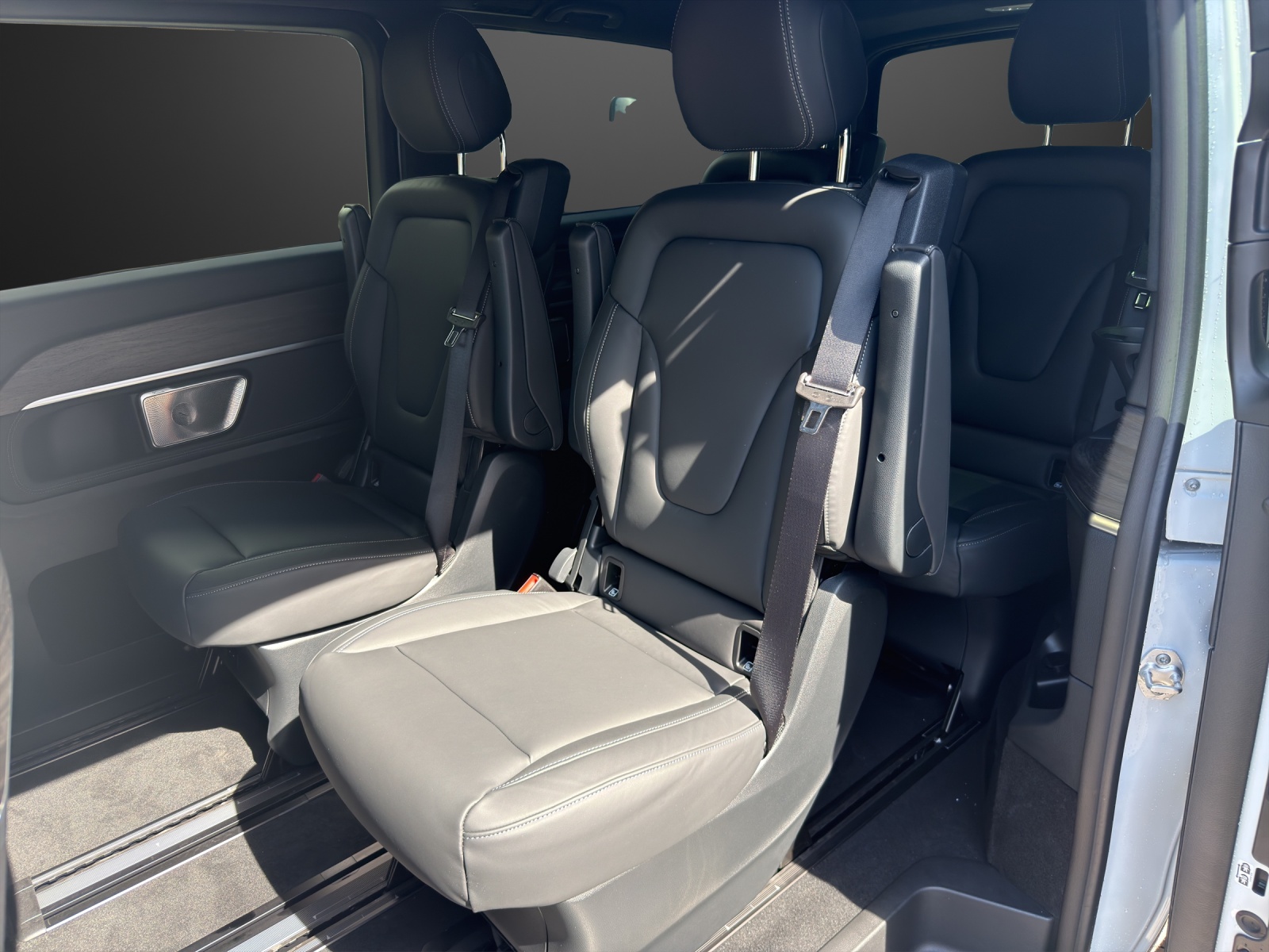 MERCEDES-BENZ V 300 d lang 4Matic Swiss Edition 9G-Tronic - 11