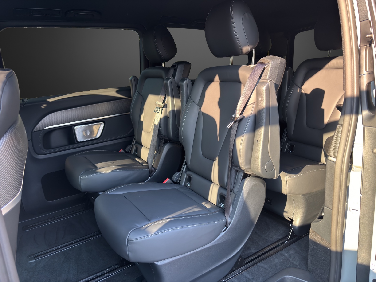 MERCEDES-BENZ V 300 d lang 4Matic Swiss Edition 9G-Tronic - 11