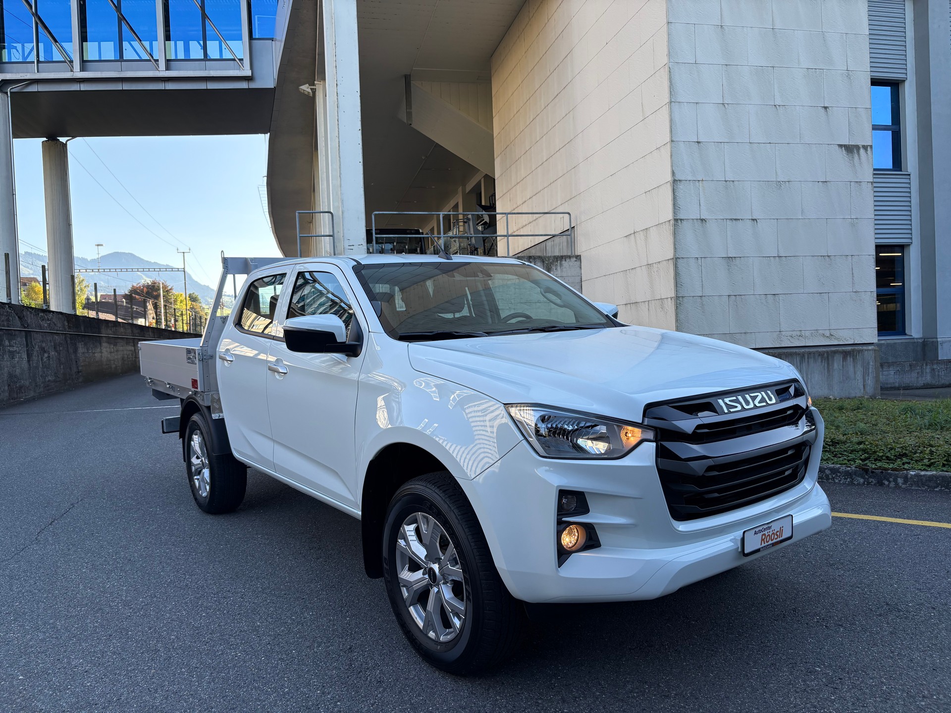 ISUZU D-MAX 1.9 CrewCab N60BB 4x4 - 2