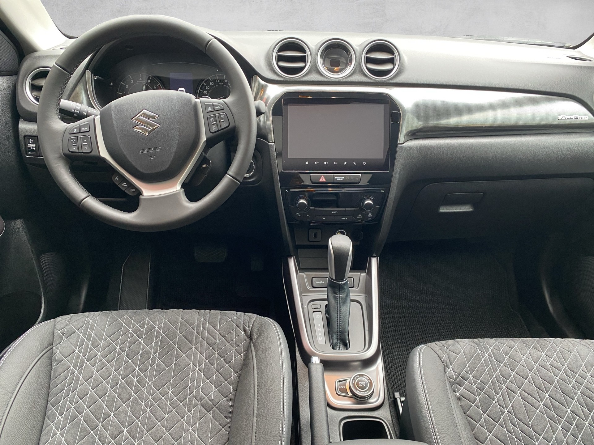 SUZUKI Vitara 1.4 Boosterjet Compact Top 4x4 Hybrid Automatic - 11