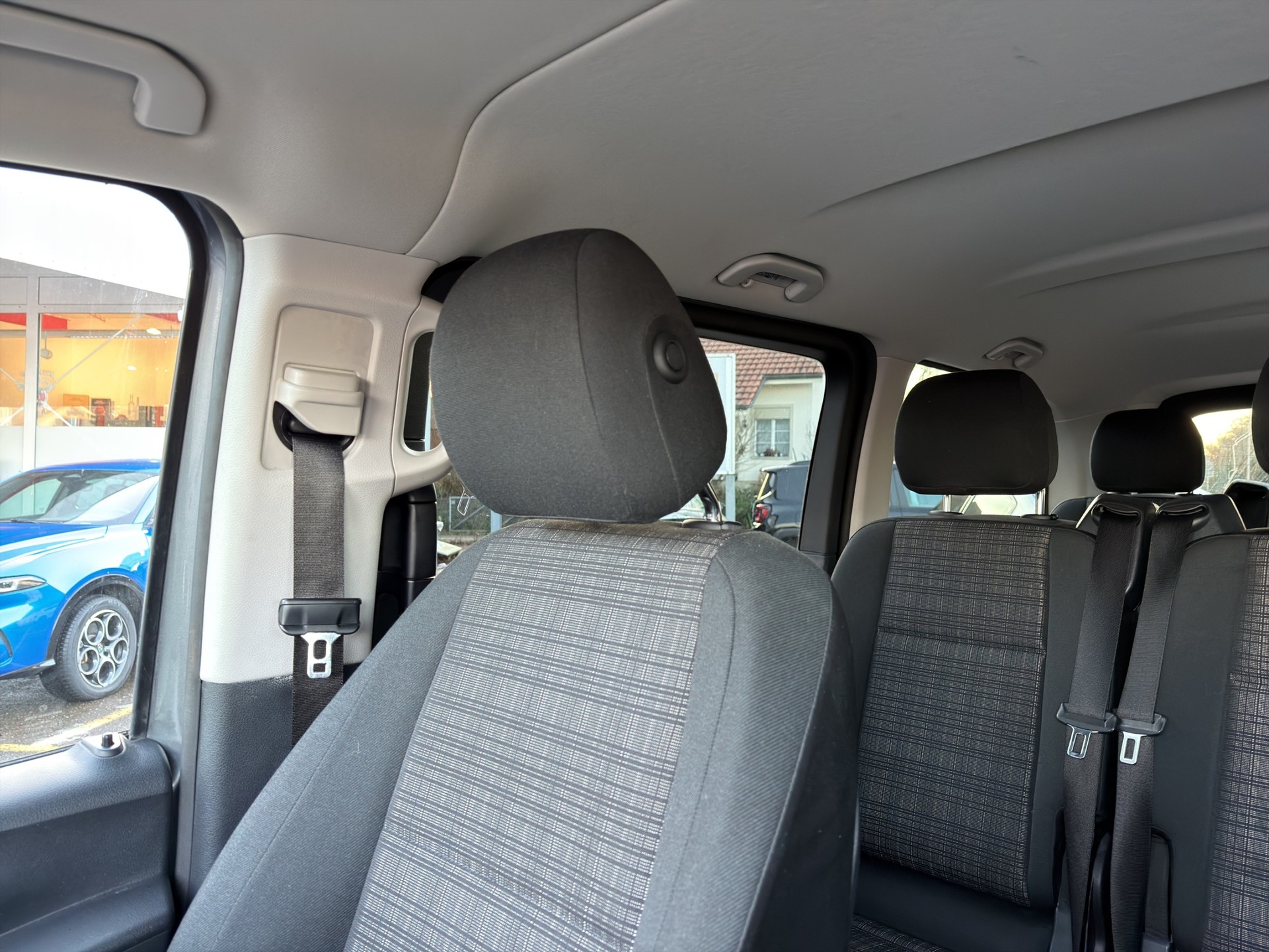 MERCEDES-BENZ Vito 116 CDI Lang Select Family 4Matic 9G-Tronic 8 Plätzer - 30