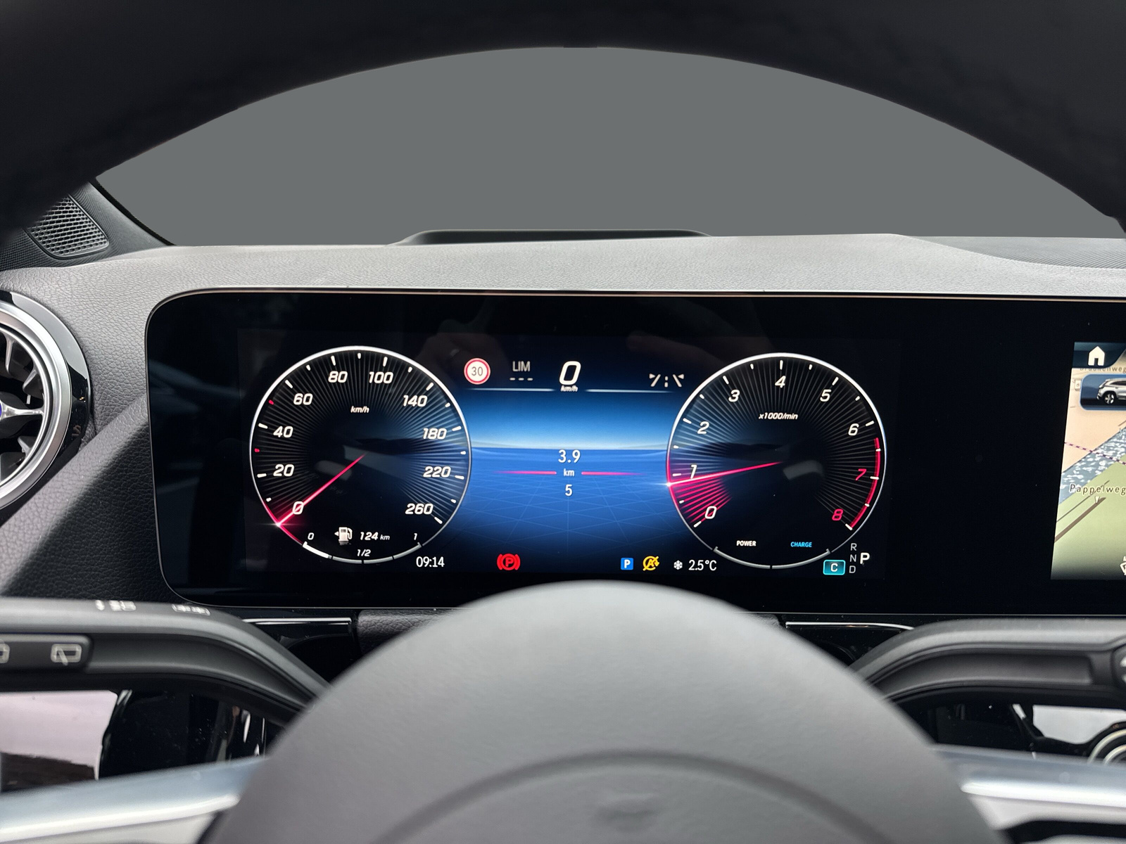 MERCEDES-BENZ GLA 250 4Matic 8G-DCT Swiss Star - 11